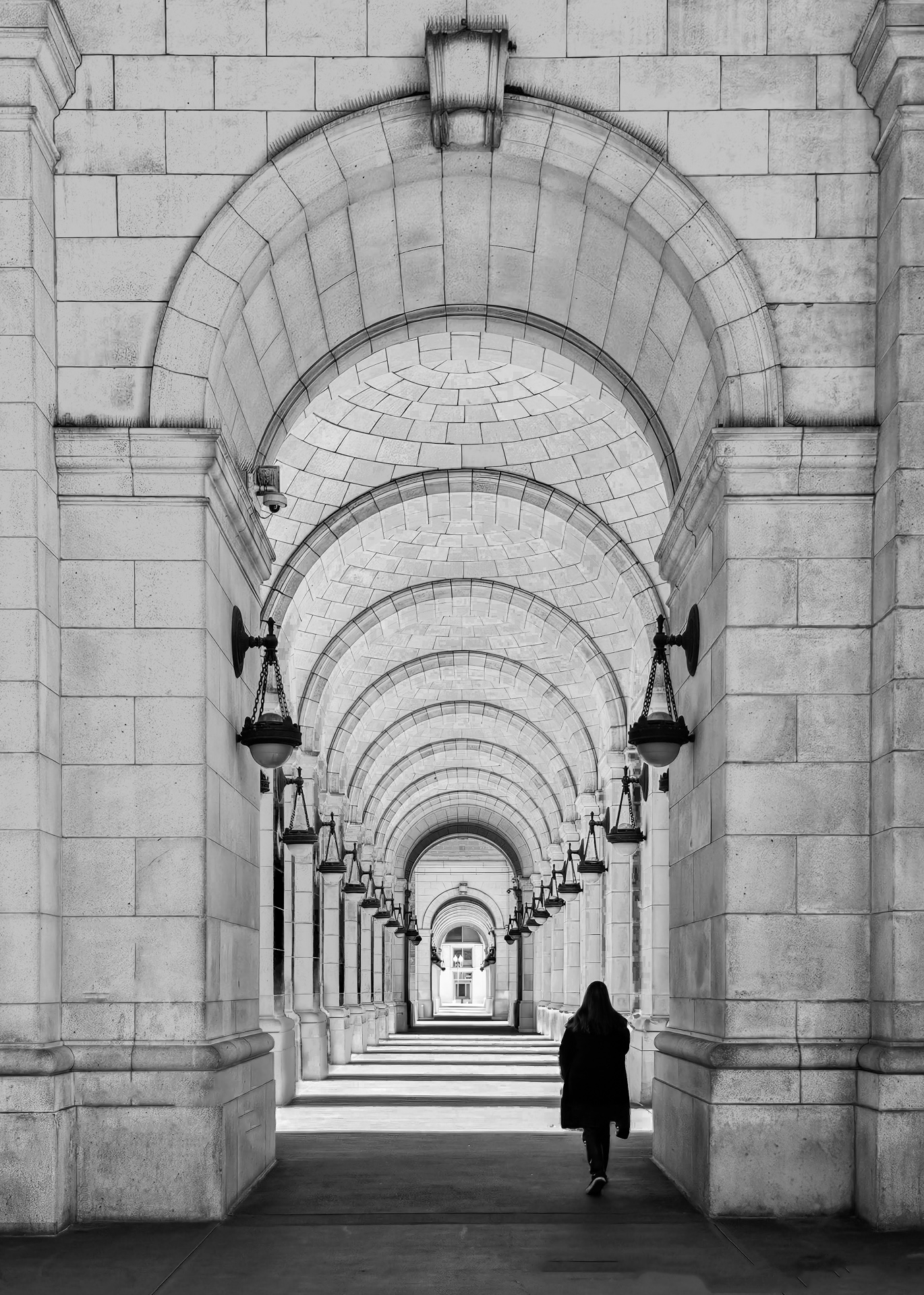 1st PrizeOpen Mono In Class 1 By Mark Sandler For Tunnel At Union Station Washington DC NOV-2024.jpg